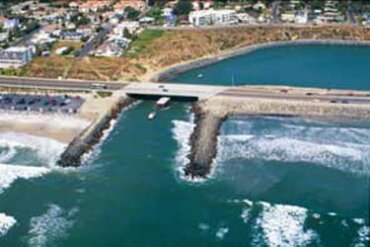 Jetty vs. Pier: What's the Difference? - Main Difference